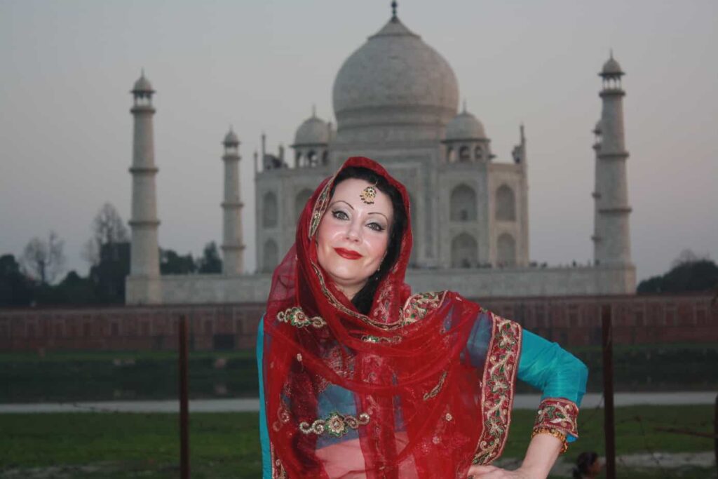 AnnaLisa Underhay in traditional Indian Sari at Taj Mahal, Agra, India
